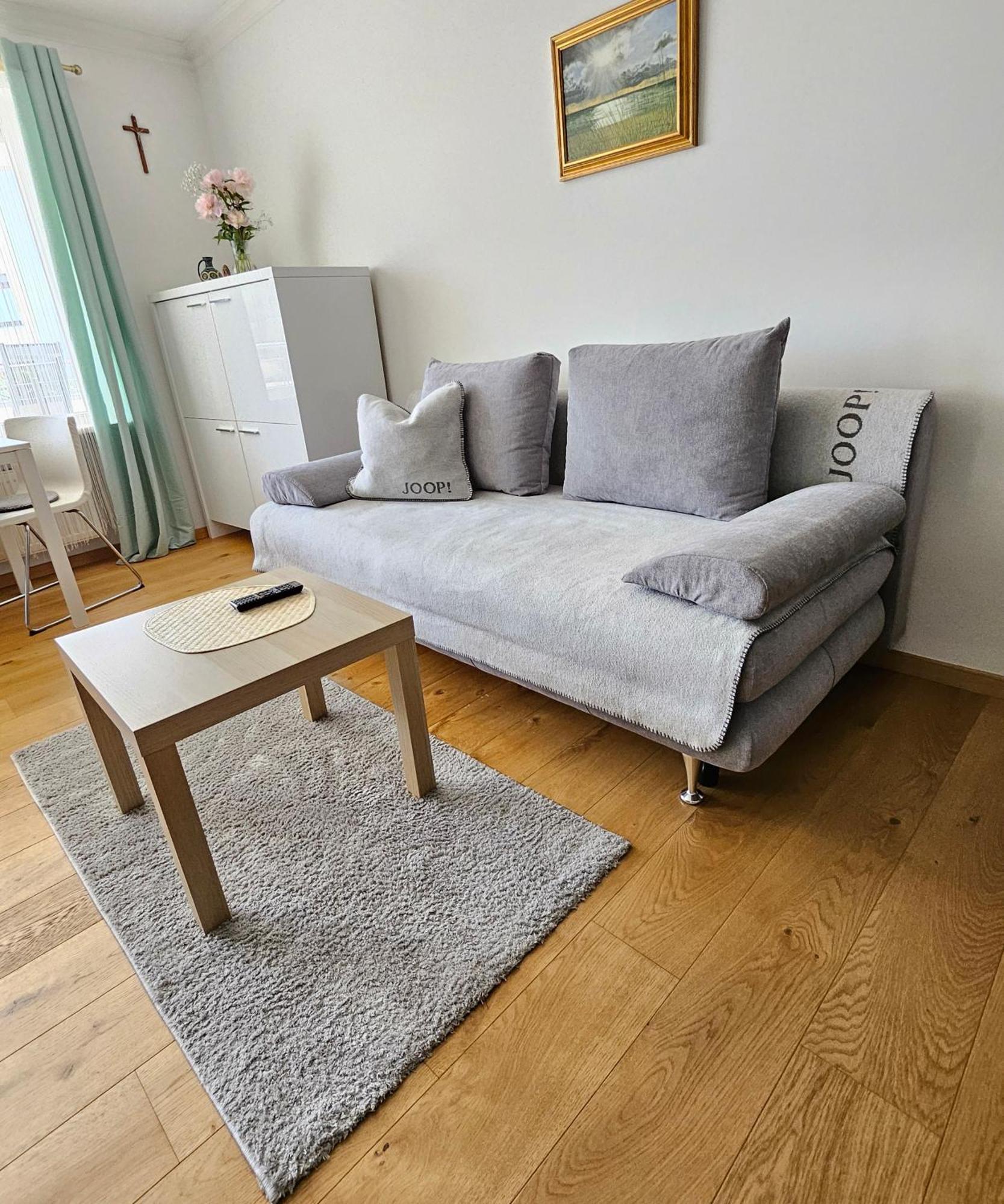 City-center Mit Balkon,parking,smart-tv *